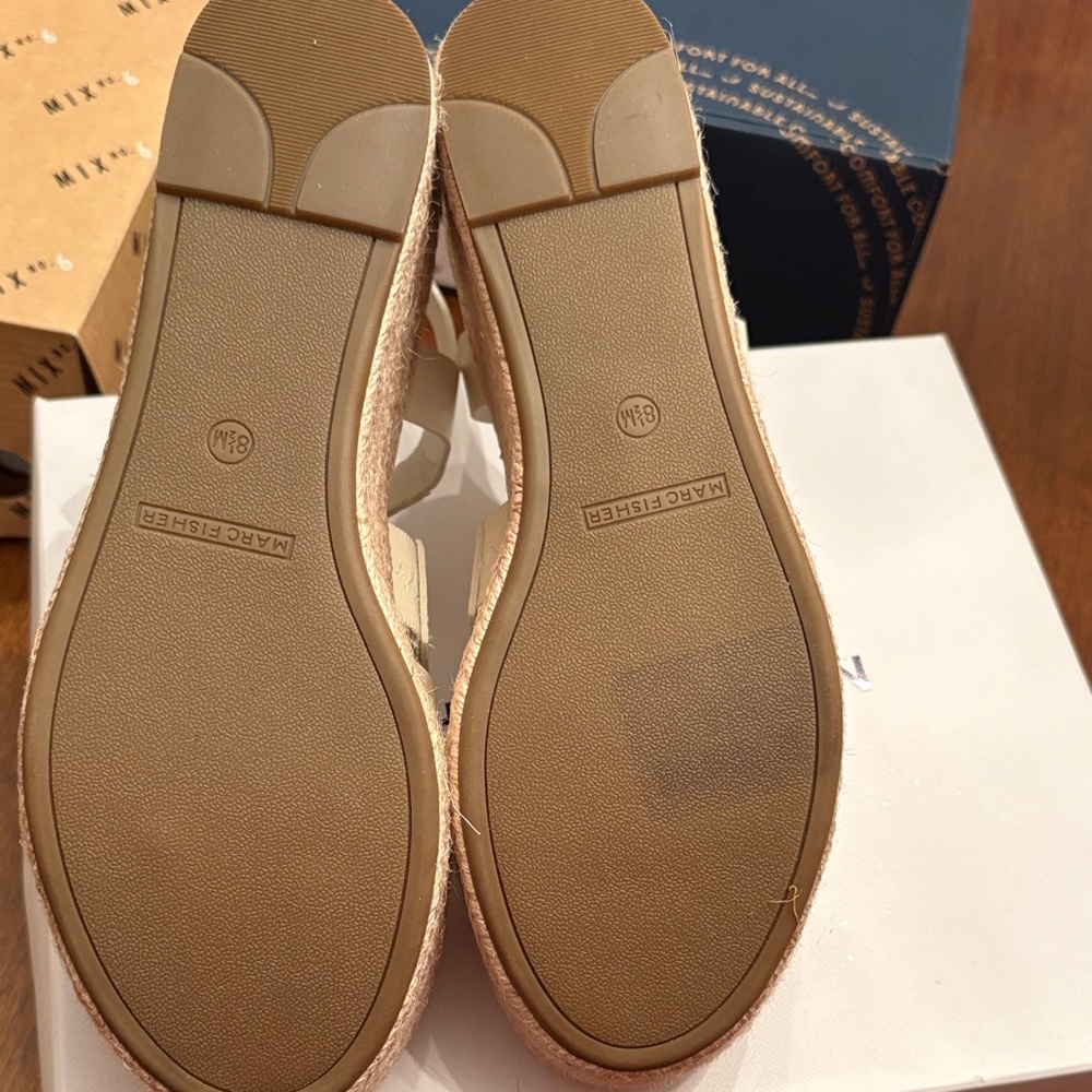 Marc Fisher Joven Espadrille Wedge Ivory Sandals NWOT - Picture 5 of 6